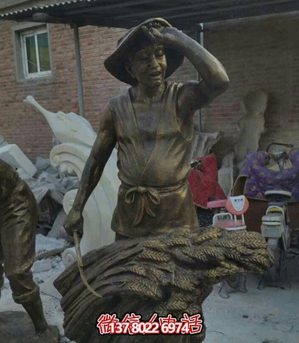 仿铜玻璃钢农耕人物雕塑