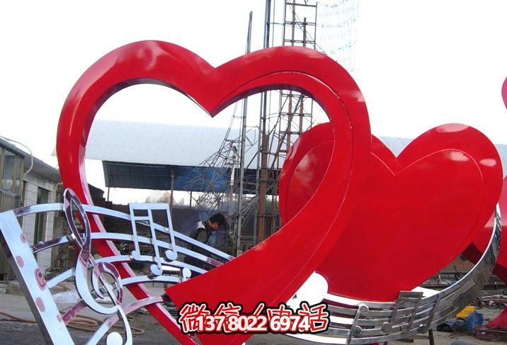 户外不锈钢音符红色爱心雕塑 户外不锈钢音符红色爱心雕塑