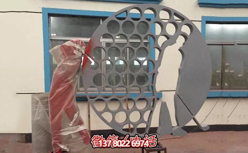 学校广场创意不锈钢打高尔夫球雕塑