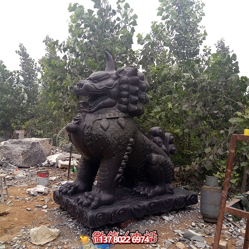 公园摆放的坐着的玻璃钢喷漆獬豸雕塑 公园摆放的坐着的玻璃钢喷漆獬豸雕塑